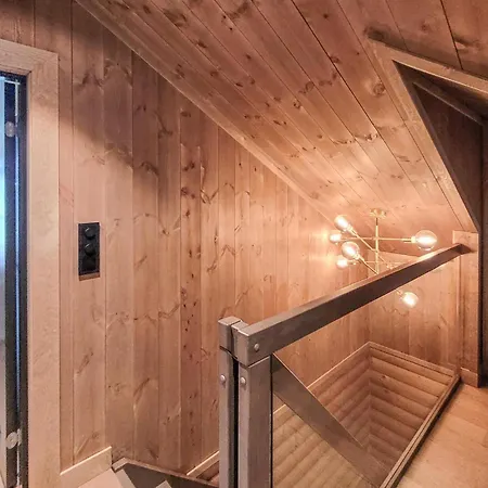 Дом отдыха 5 Bedroom Stunning In Voringsfoss *