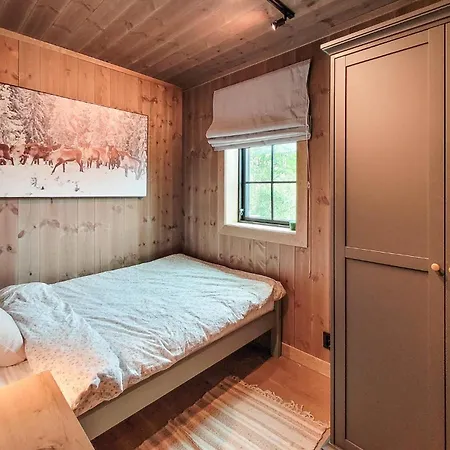 Дом отдыха 5 Bedroom Stunning In Voringsfoss Maurset
