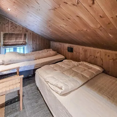 5 Bedroom Stunning In Voringsfoss 別荘